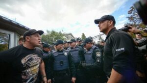 Как «титушки в вышиванках» работают на экс-чиновников Януковича. Михаил Ковальчук, Сергей Коровченко, Влада Молчанова и другие — 3