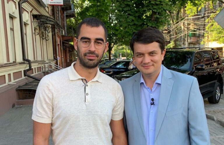 Депутат Трухин задумал переворот в бюджетном комитете, чтобы шантажировать главу Минфина Марченко