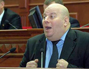 Мешканці Хрещатика повстали проти ТРЦ, який хоче збудувати Михайло Бродський