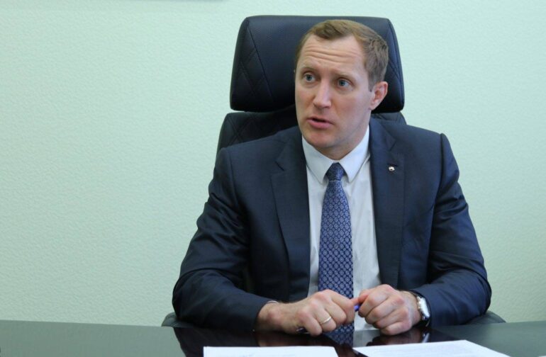 Схеми Зіміна: від “Артему” до “Укр Армо Тех” — історія 10 мільярдів, що не дійшли до фронту